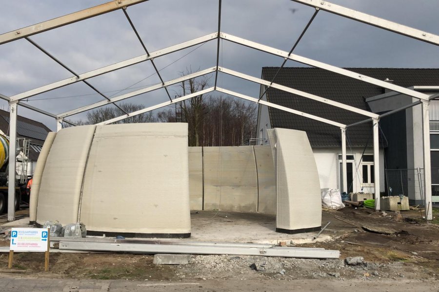 b7a1dceb-1633-4b15-8839-c4e33c7f8d02-1